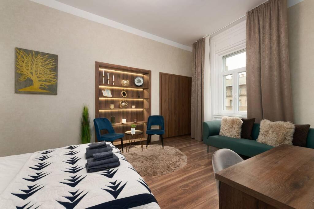 Contemporary Hidden Gem Art-Deco Residence Budapest Esterno foto
